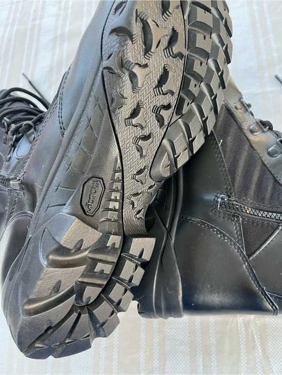 Vibram Men\'s Black Lace-Up Tactical Boots main image 7